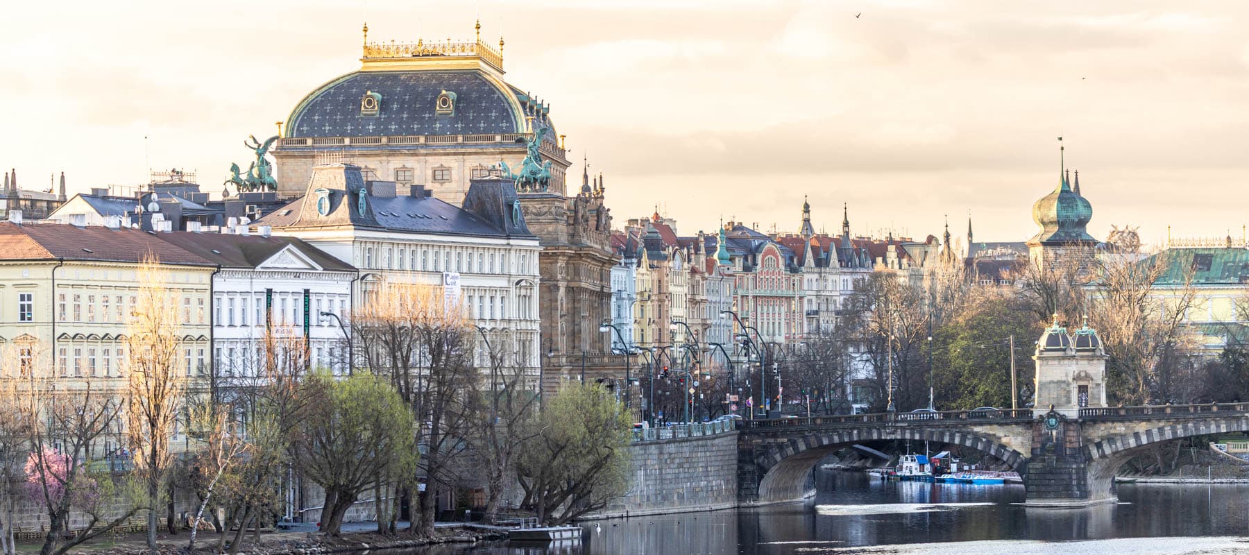 2026布拉格旅遊攻略全書：物價、氣候、治安與城市亮點一次掌握| 致旅程