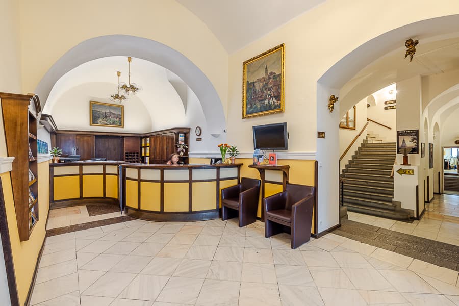 CK小鎮-庫倫洛夫Český Krumlov酒店Hotel Zlaty Andel