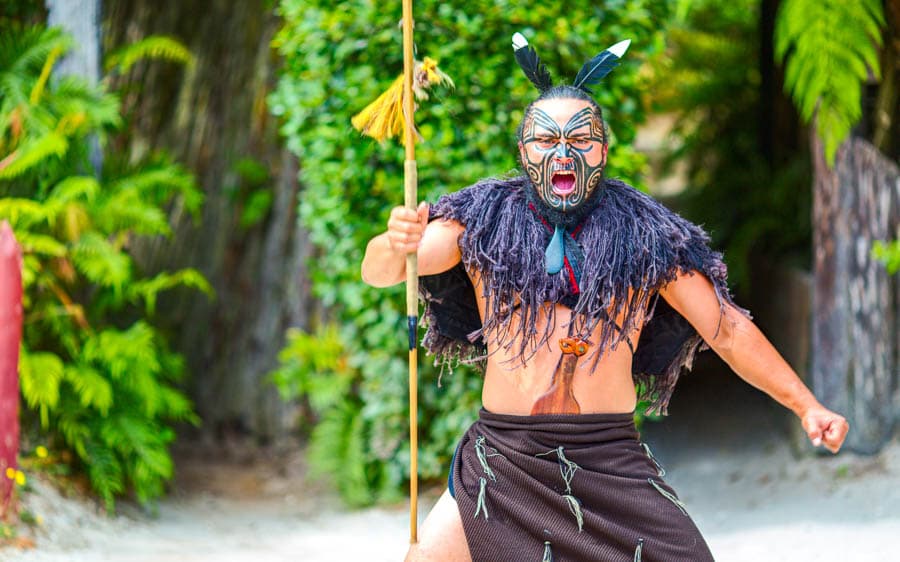 紐西蘭北島羅托魯瓦的毛利戰舞