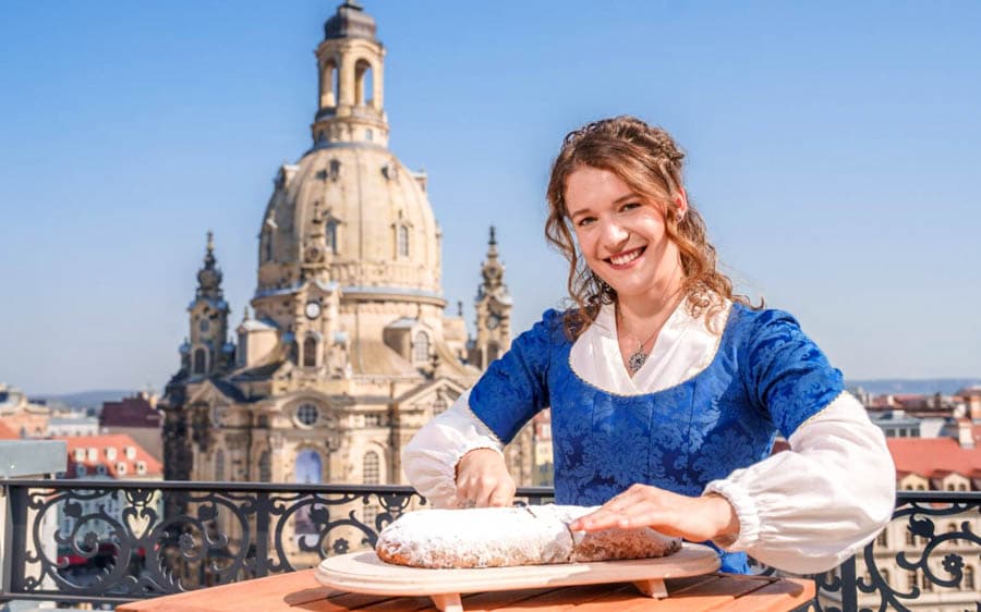 德國德勒斯登聖誕市集女孩Stollenmädchen