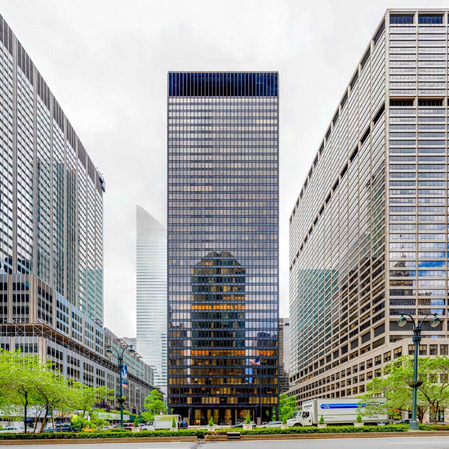 紐約著名的西格拉姆大廈(Seagram Building)