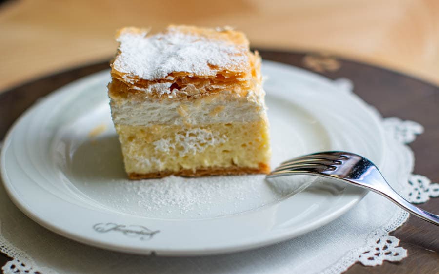 布雷德湖知名奶油蛋糕