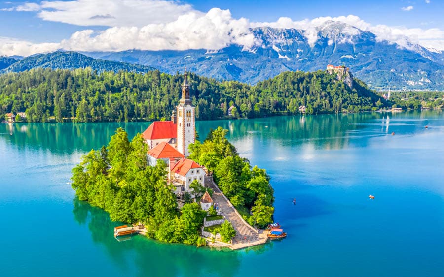 斯洛維尼亞布雷德湖湖心小島
