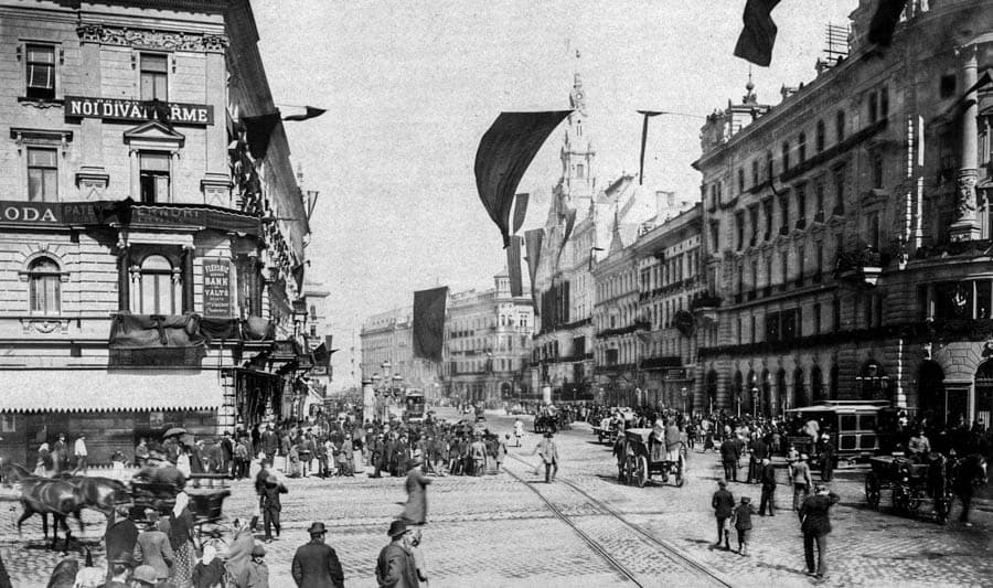 19世紀末的布達佩斯大林蔭大道