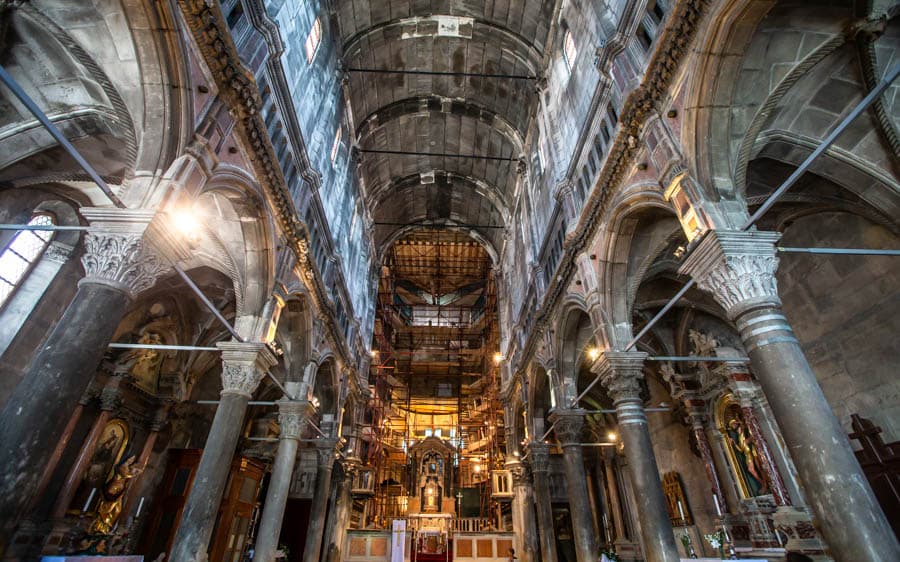 旭本尼克的聖雅各伯大教堂堪稱克羅埃西亞最偉大的石造建築