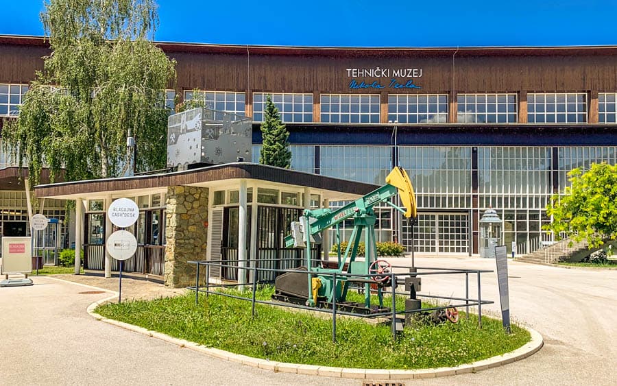 技術博物館 Nikola Tesla (Technical Museum)