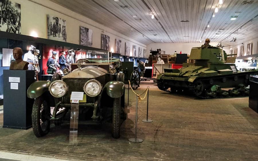 芬蘭軍事博物館