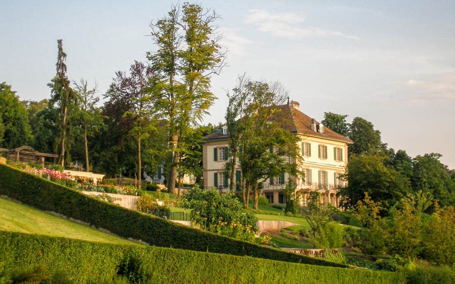 拜倫和瑪麗雪萊住在日內瓦的別墅