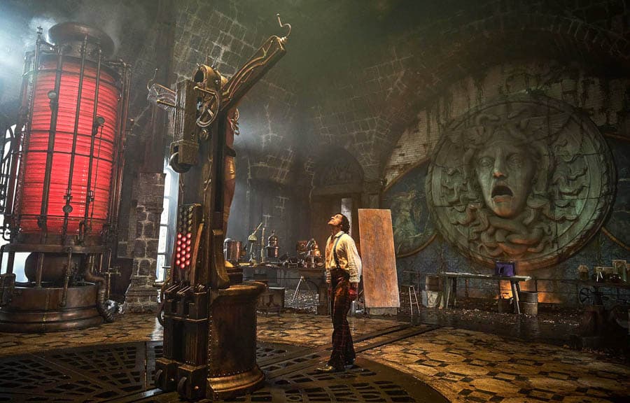 2025電影《科學怪人》改編自1818年英國19歲女作者瑪麗雪萊寫的小說