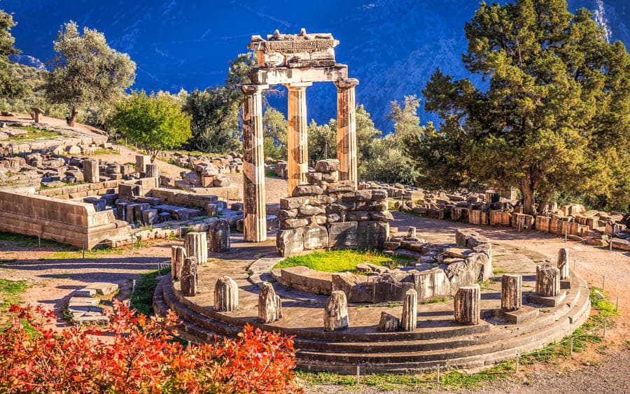 希臘德爾菲圓形神殿