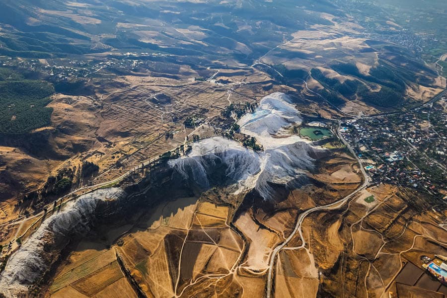 從1300公尺高空俯瞰棉堡