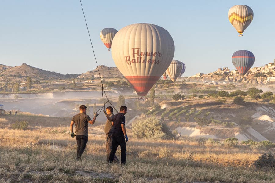 卡帕多奇亞熱氣球降落