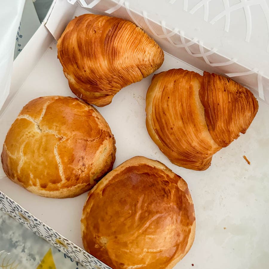 Sfogliatella riccia 和 Sfogliatella frolla