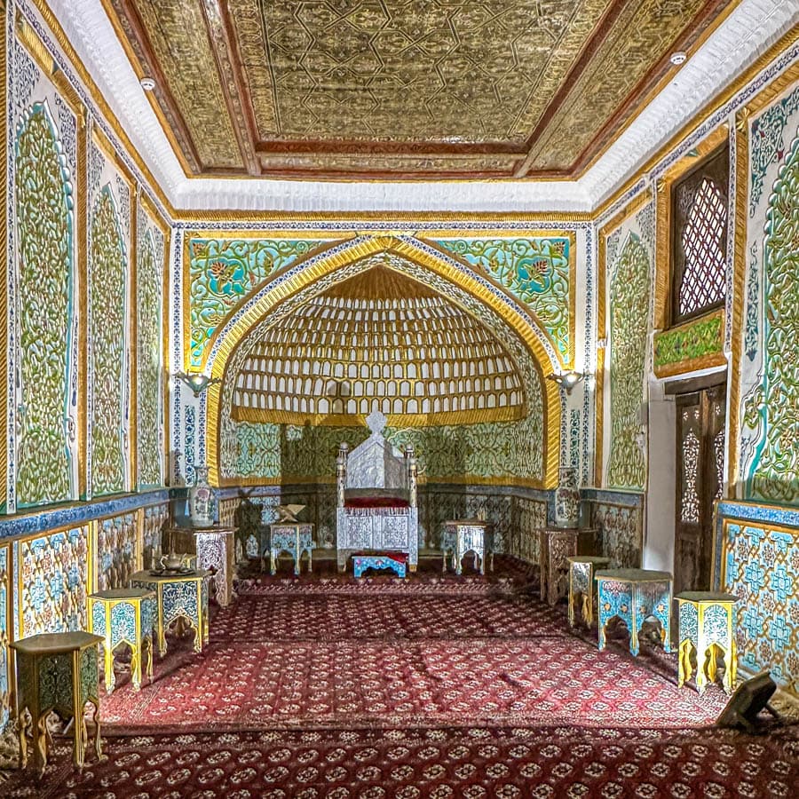 新王宮「塔什霍夫里宮(Tash－Hauli Palace)」內的接待室