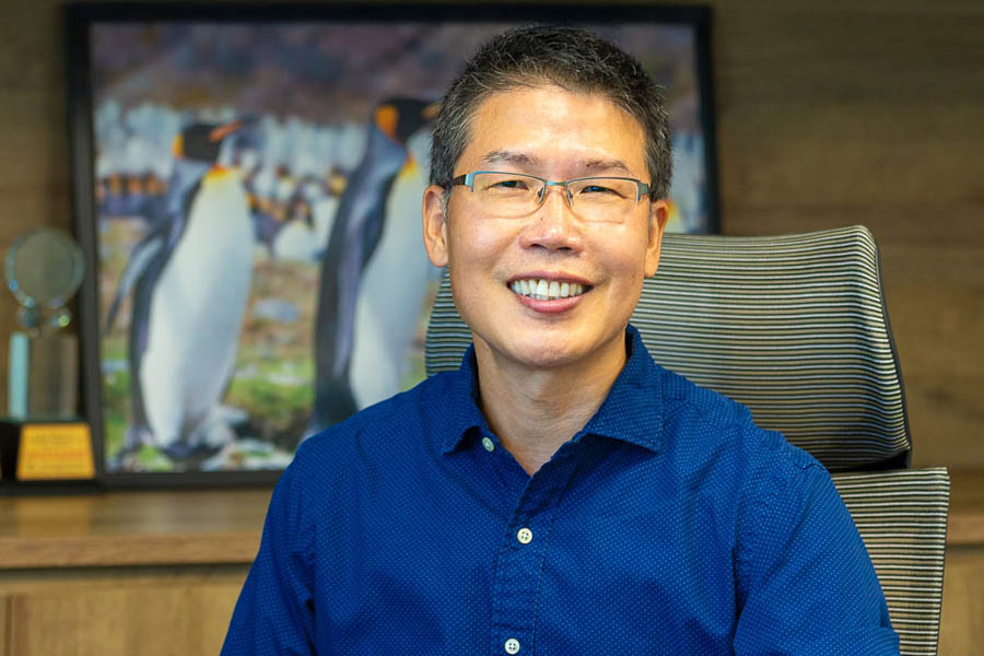 晴天旅遊董事長陳依福