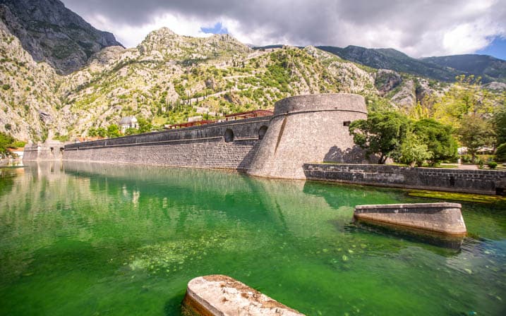 威尼斯共和國築起高牆長期控制科托