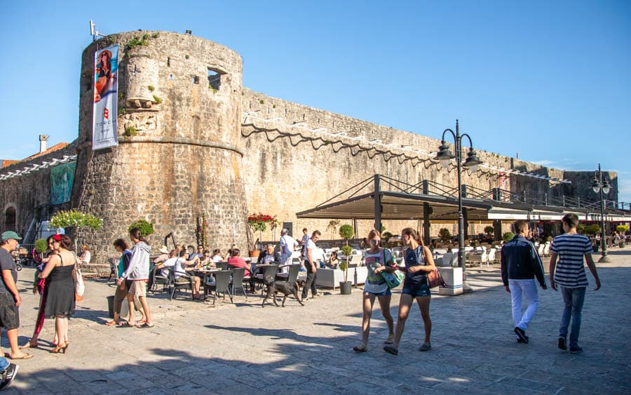 黑山共和國布德瓦古老的城牆