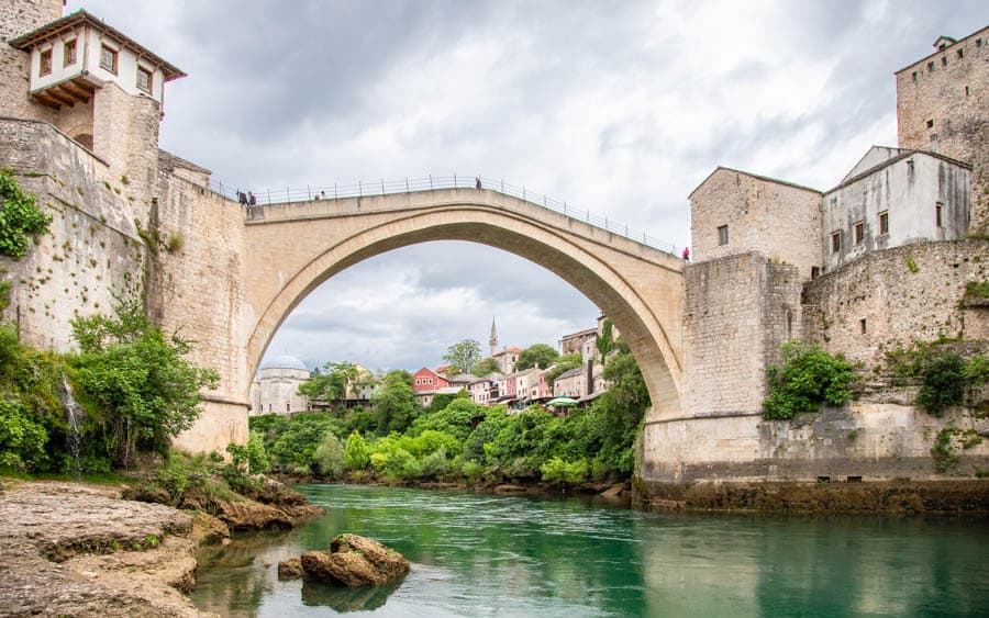 波士尼亞慕斯塔爾老橋是16世紀的工程奇蹟