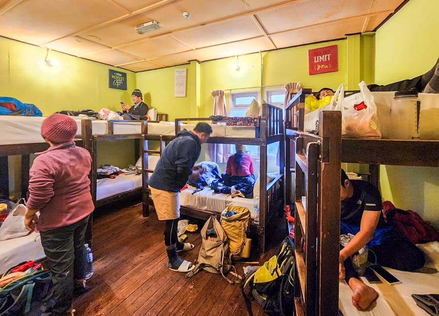 攀登馬來西亞神山Mount Kinabalu紀錄