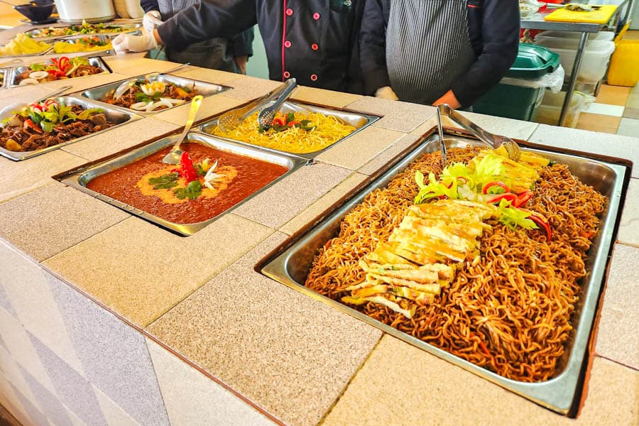 攀登馬來西亞神山Mount Kinabalu紀錄