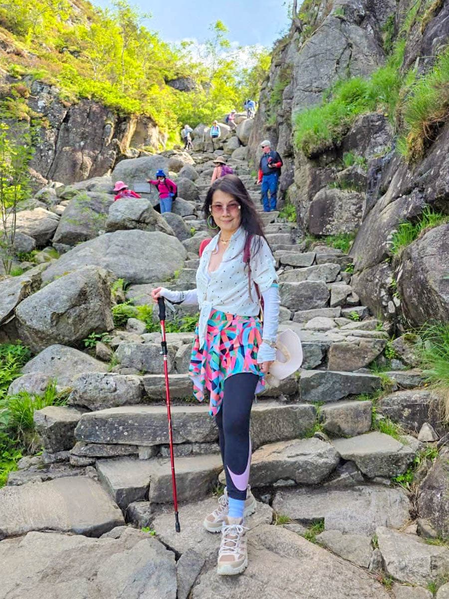 聖壇岩登山步道