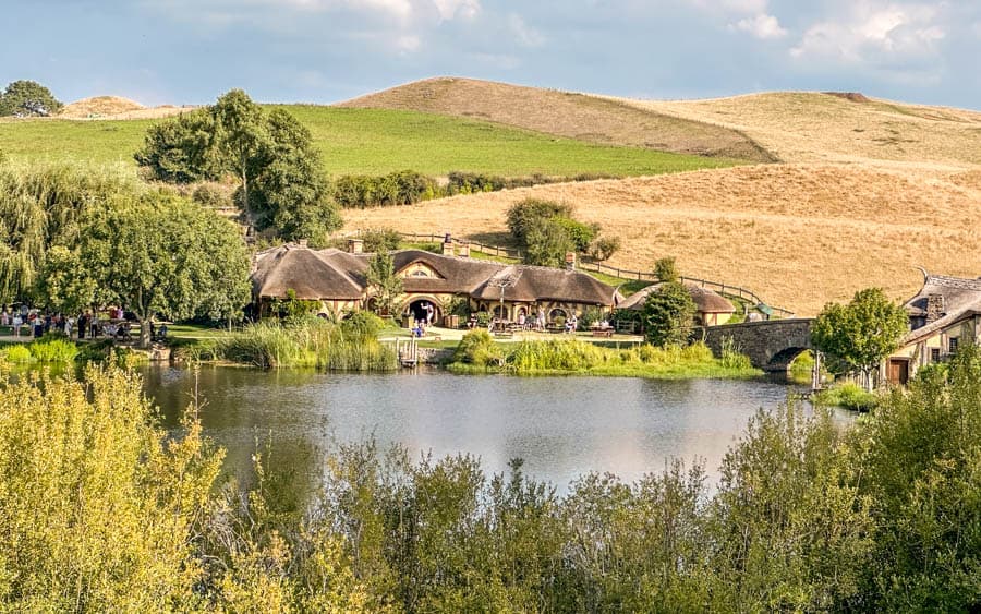 哈比村綠龍酒館