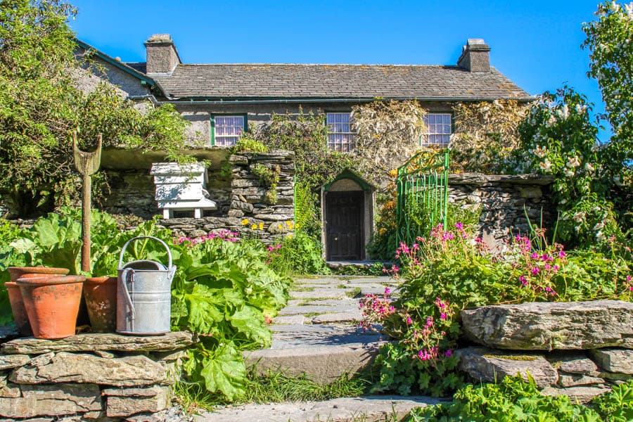 碧雅翠絲波特的居所-山頂農場Hill Top Farm