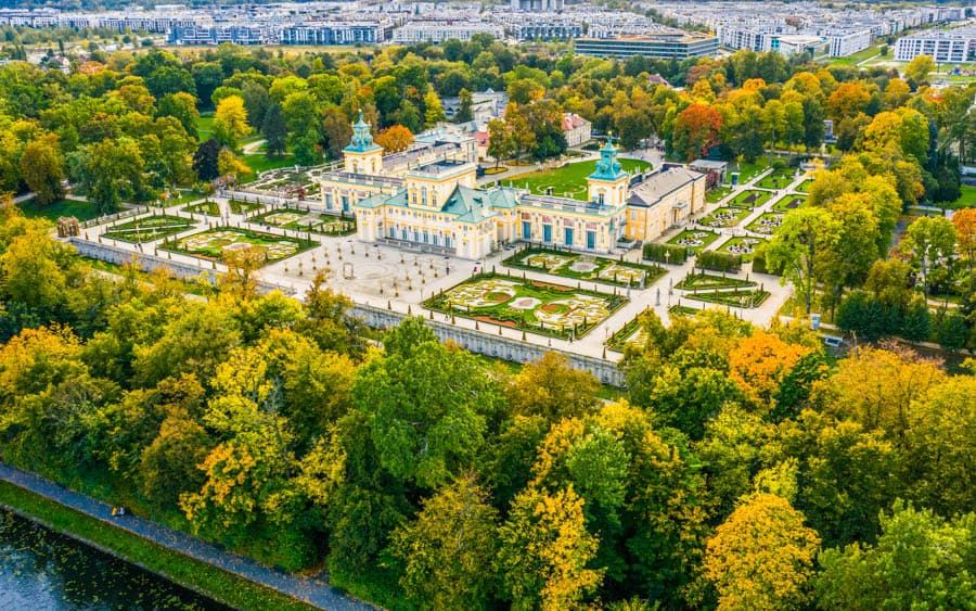 波蘭自助旅行:有「波蘭凡爾賽宮」之稱的華沙維拉努夫宮