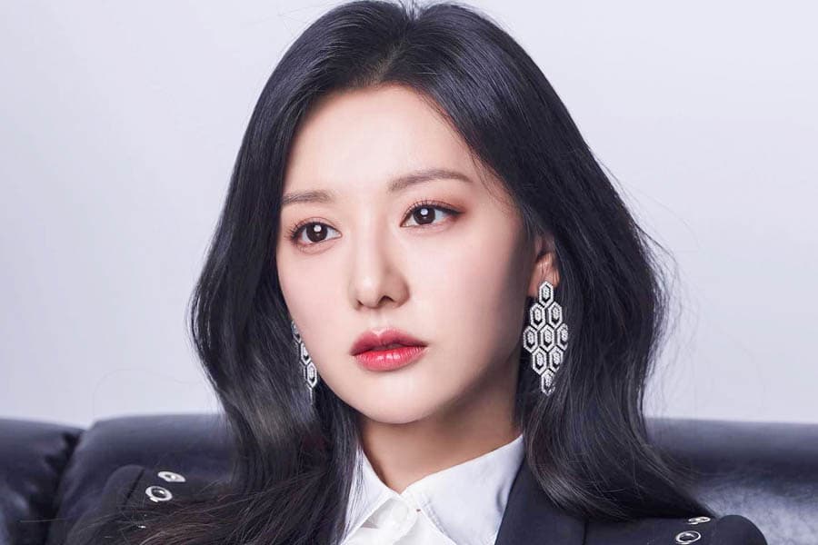 韓劇淚之女王女主角金智媛在無憂宮取景