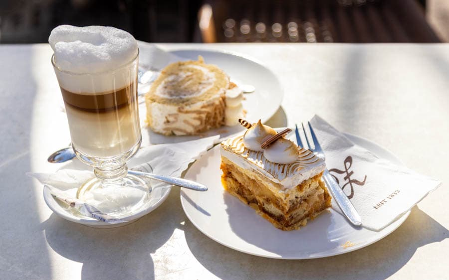 位在巴德伊修的Café Zauner，是茜茜公主喜愛的甜品店