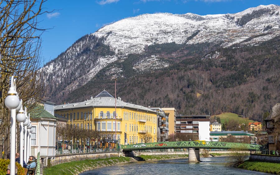 緩緩流淌的特勞恩河