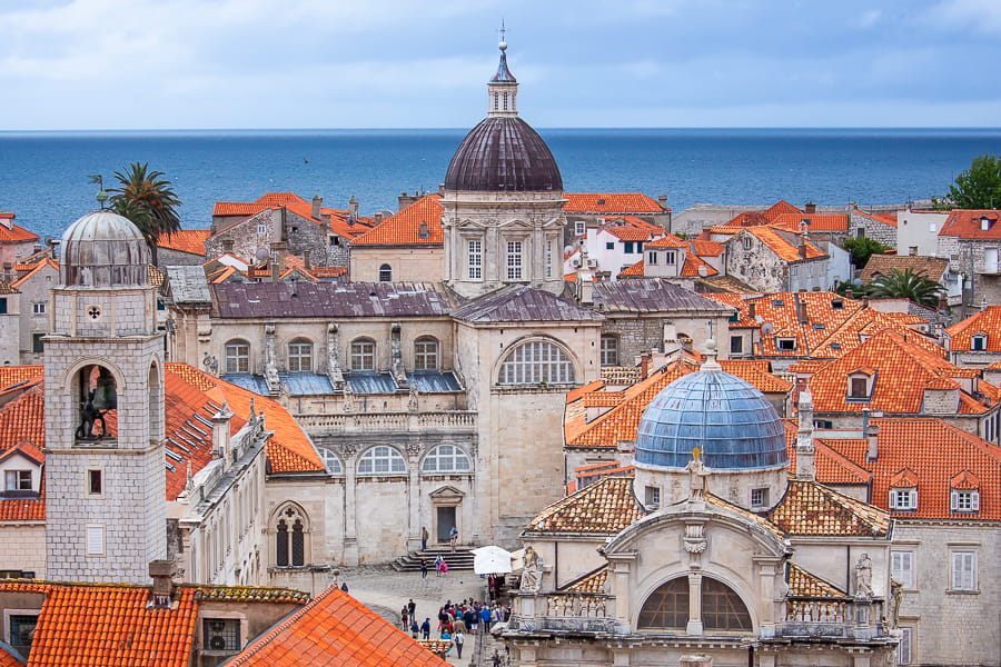 杜布羅夫尼克大教堂擁有拜占庭皇帝贈與釘死耶穌十字架的部分