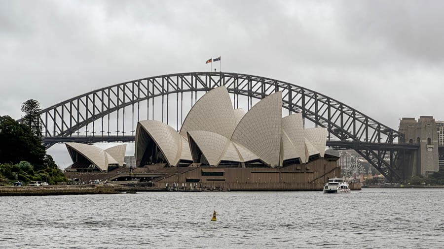 雪梨歌劇院與雪梨大橋