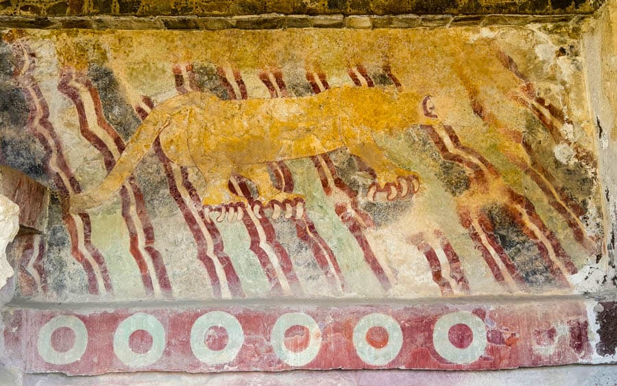 亡靈大道旁的美洲豹壁畫遺跡