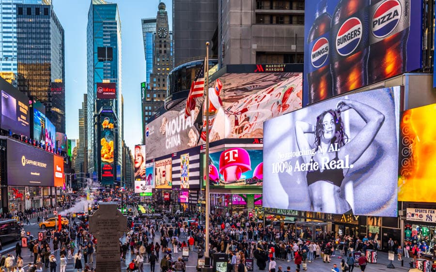 自由行VS旅行團:在紐約時代廣場待了四小時