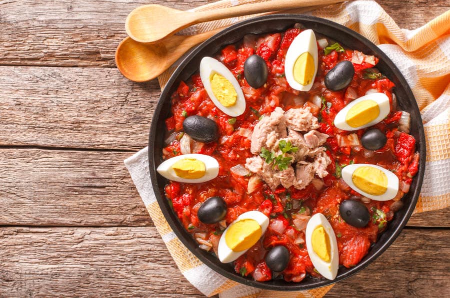 突尼西亞的「梅舒亞沙拉」(Mechouia salad)