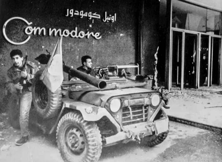 這張照片反映了貝魯特軍事化嚴重的社會景象